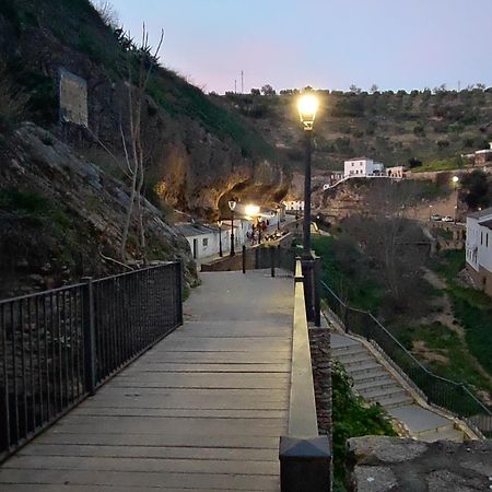 Вилла Casa Cueva El Arrabal Setenil De Las Bodegas Экстерьер фото